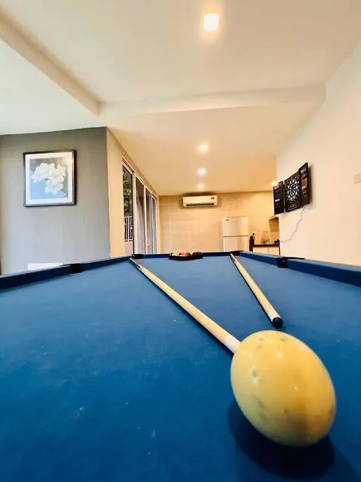 Holiday home Holiday Villa - 2 Mins To Beach, Ktv, Private Pool, Free E-Scooter X 2 !!! Tanjung Bungah  Malaysia