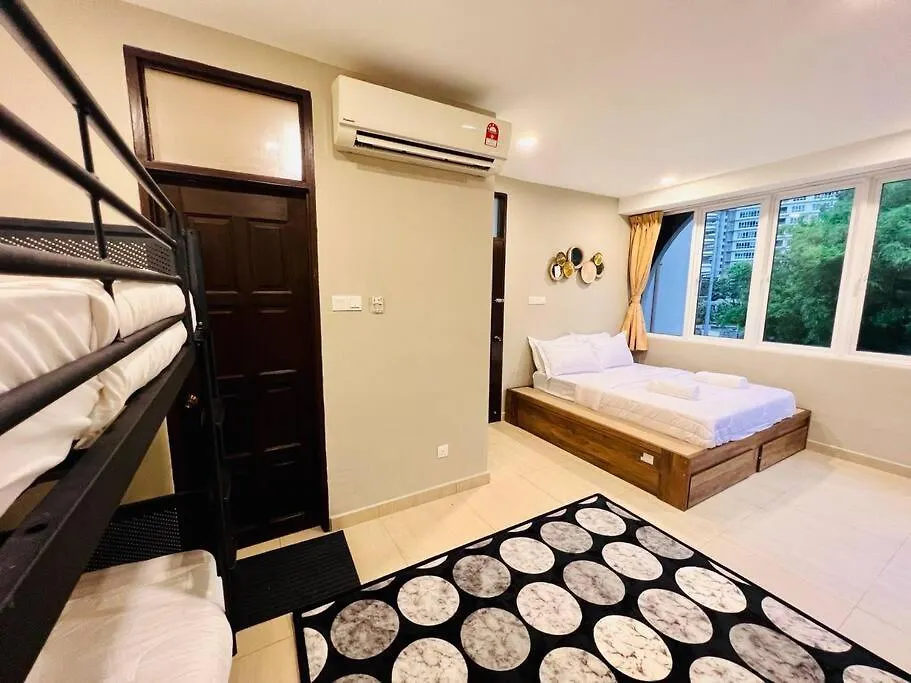 Holiday Villa - 2 Mins To Beach, Ktv, Private Pool, Free E-Scooter X 2 !!! Tanjung Bungah  0*, Tanjung Bungah (Penang)
