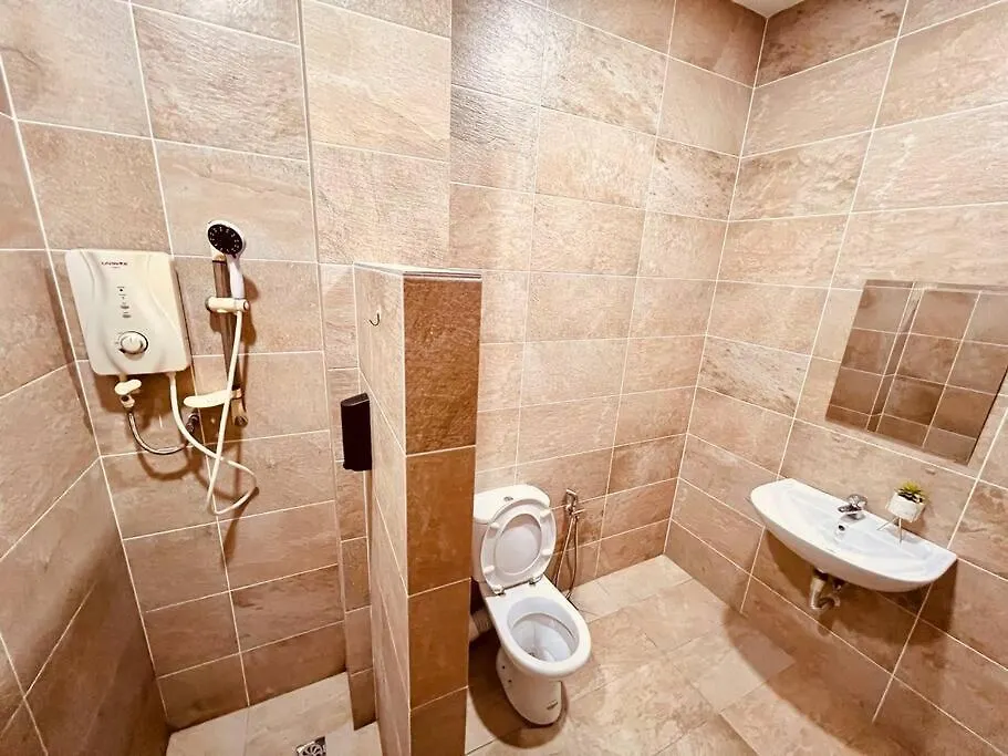 Holiday home Holiday Villa - 2 Mins To Beach, Ktv, Private Pool, Free E-Scooter X 2 !!! Tanjung Bungah  Malaysia