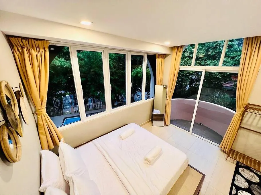 Holiday Villa - 2 Mins To Beach, Ktv, Private Pool, Free E-Scooter X 2 !!! Tanjung Bungah  0*, Tanjung Bungah (Penang) Malaysia